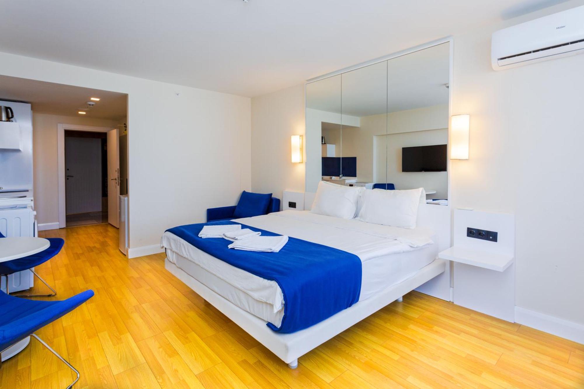 Best Location Apartments In Батумі Екстер'єр фото