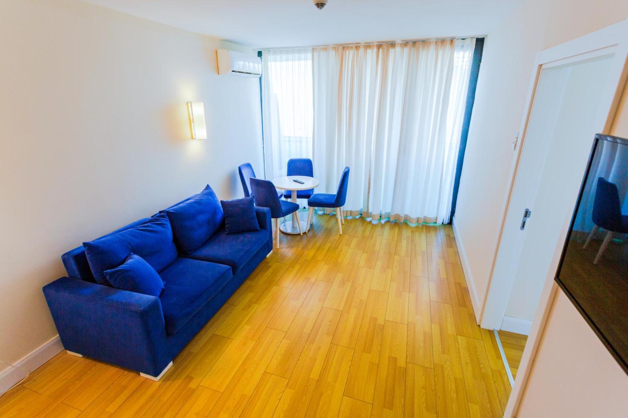 Best Location Apartments In Батумі Екстер'єр фото