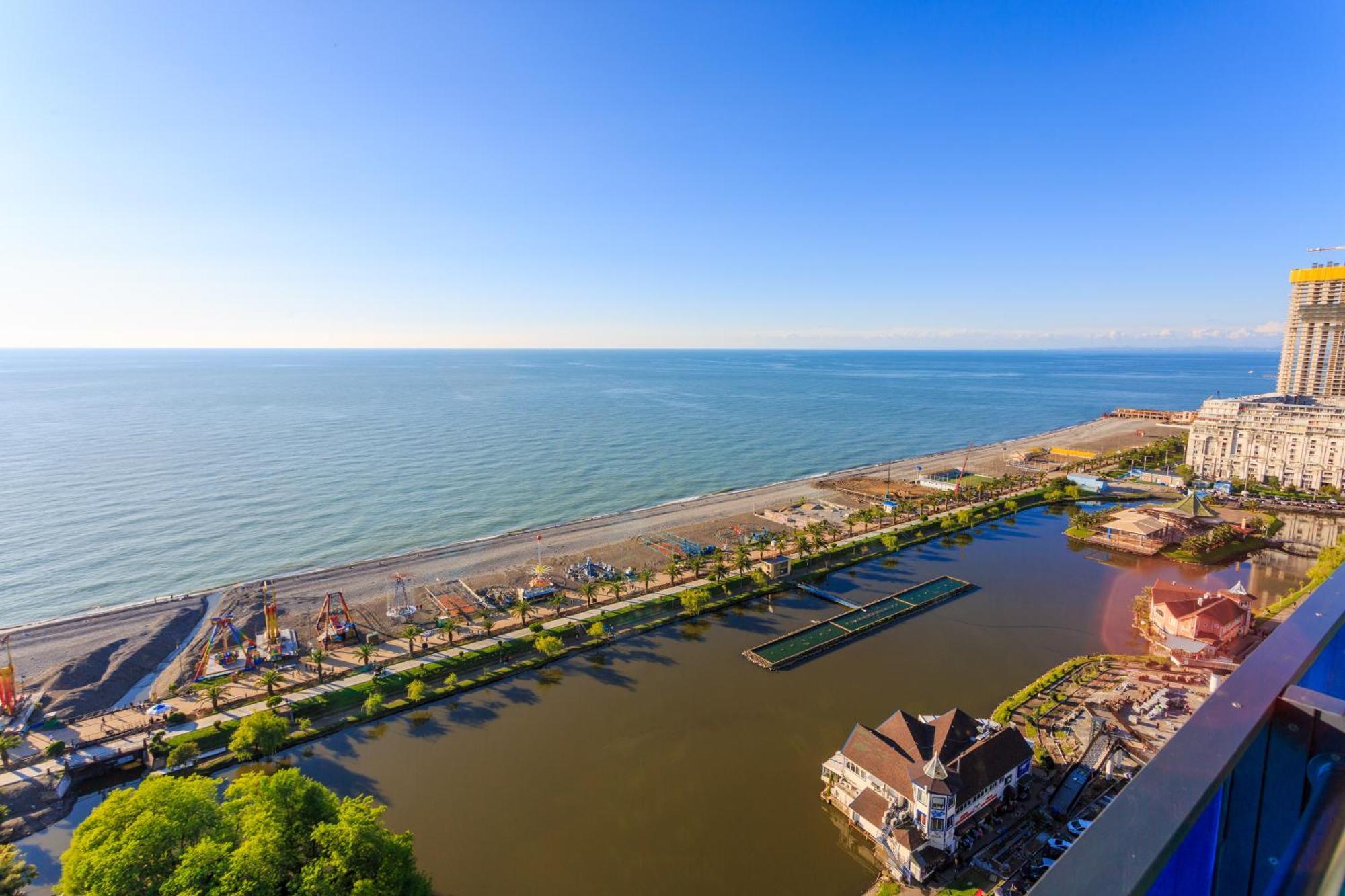 Best Location Apartments In Батумі Екстер'єр фото