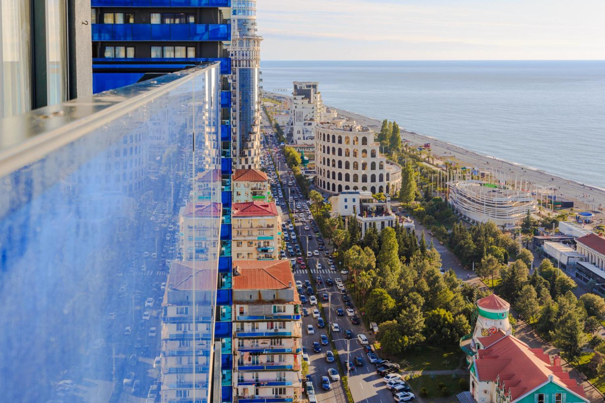 Best Location Apartments In Батумі Екстер'єр фото