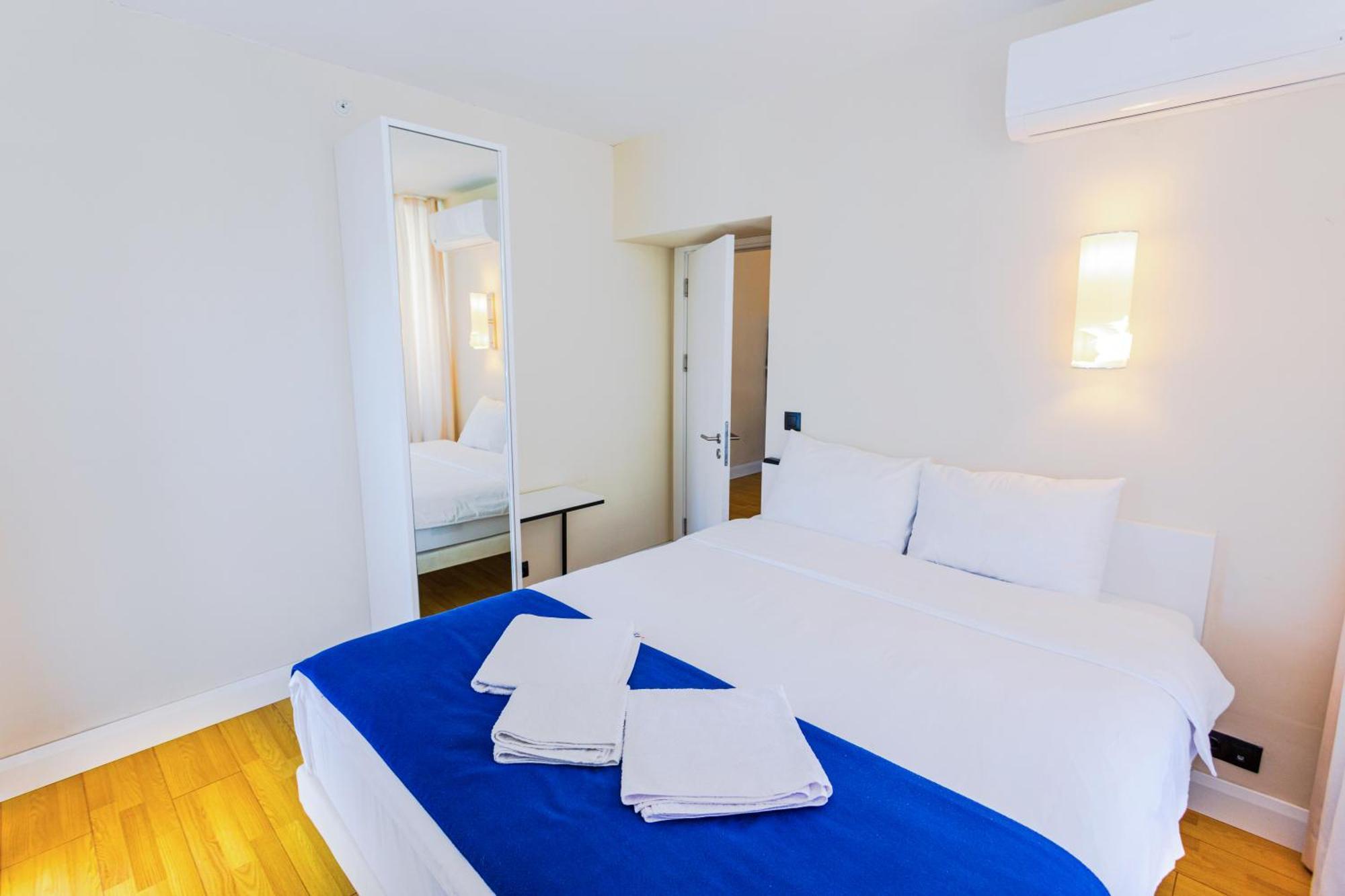Best Location Apartments In Батумі Екстер'єр фото