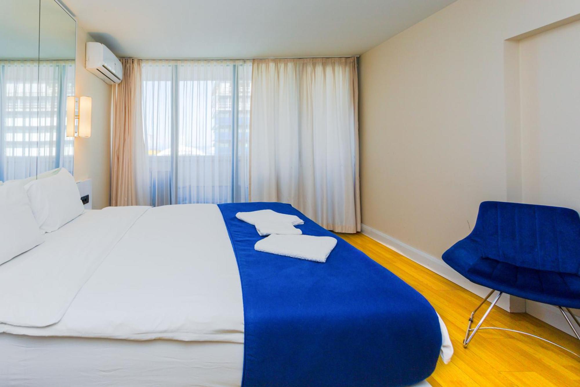 Best Location Apartments In Батумі Екстер'єр фото